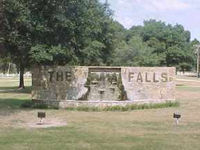 The Falls Golf Resort