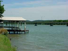 boatlift in Kingsland